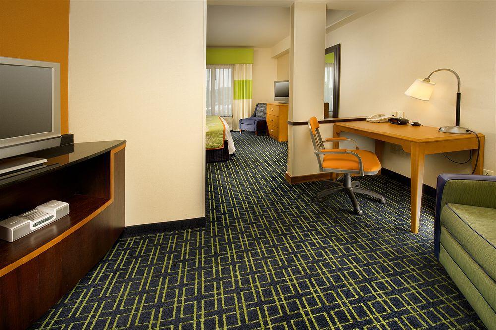Fairfield Inn And Suites Cleveland Kamer foto