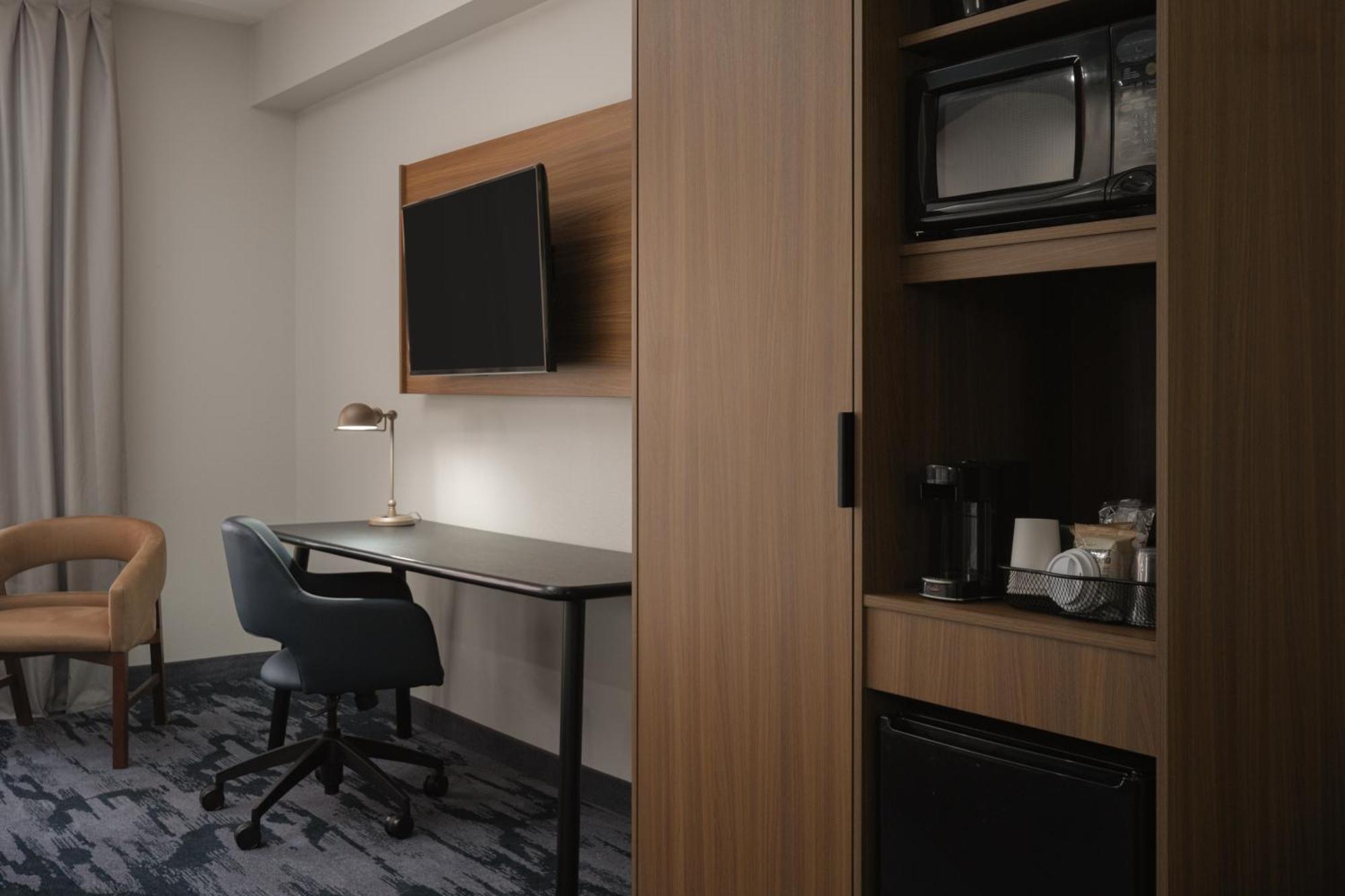 Fairfield Inn And Suites Cleveland Buitenkant foto