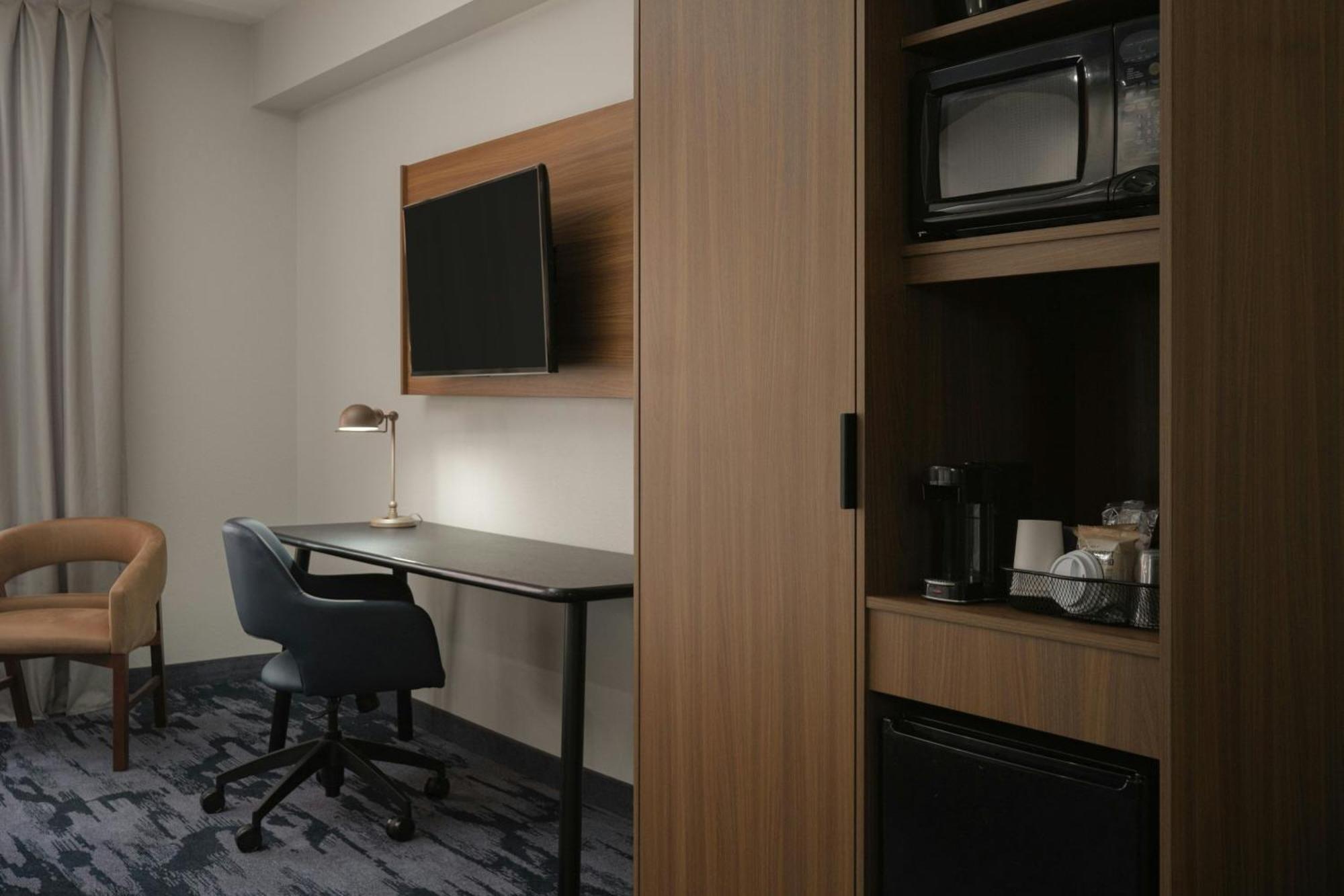 Fairfield Inn And Suites Cleveland Buitenkant foto