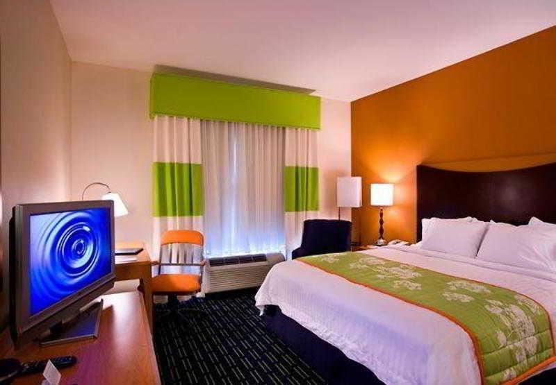 Fairfield Inn And Suites Cleveland Kamer foto