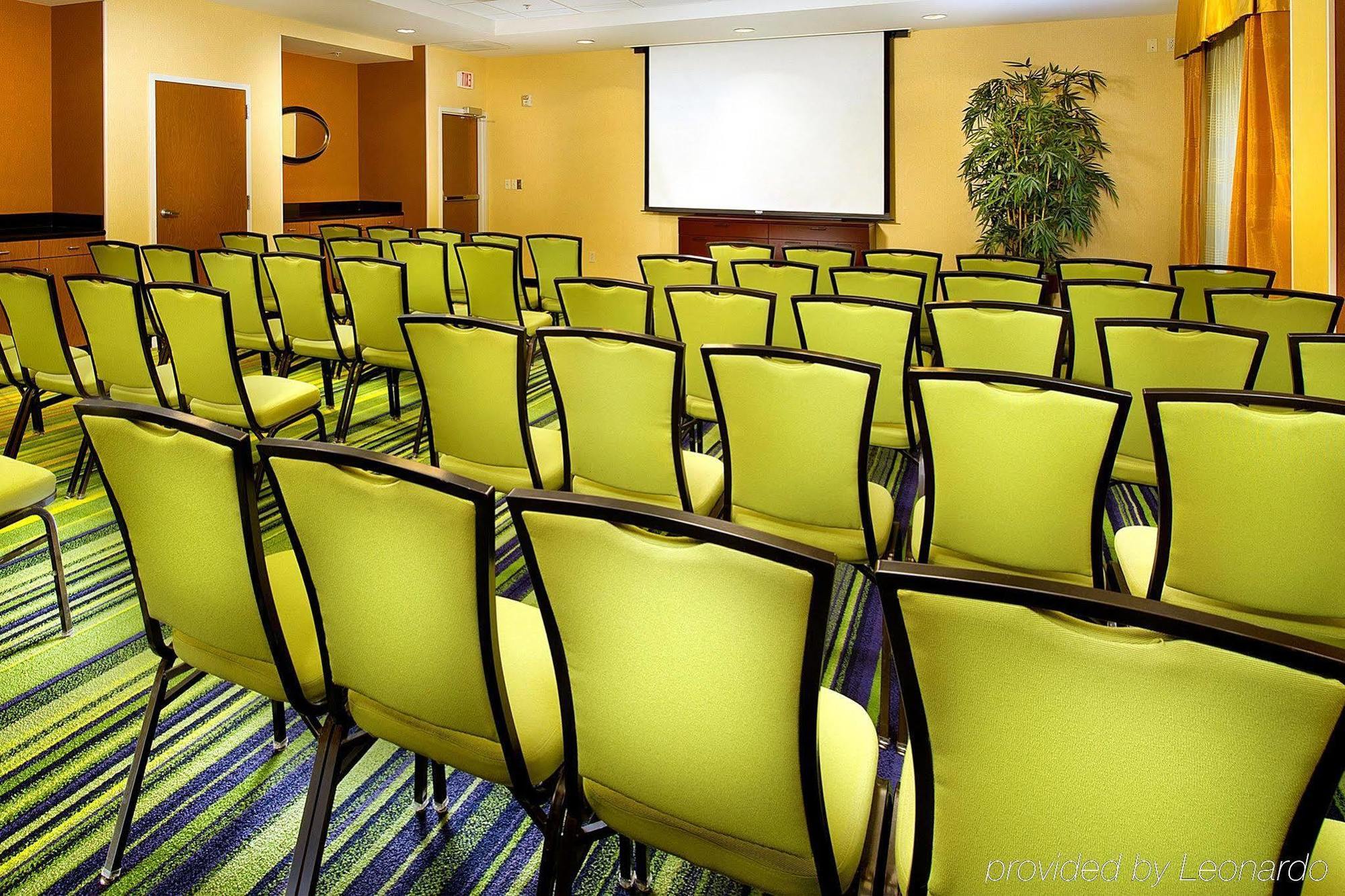 Fairfield Inn And Suites Cleveland Zakenleven foto